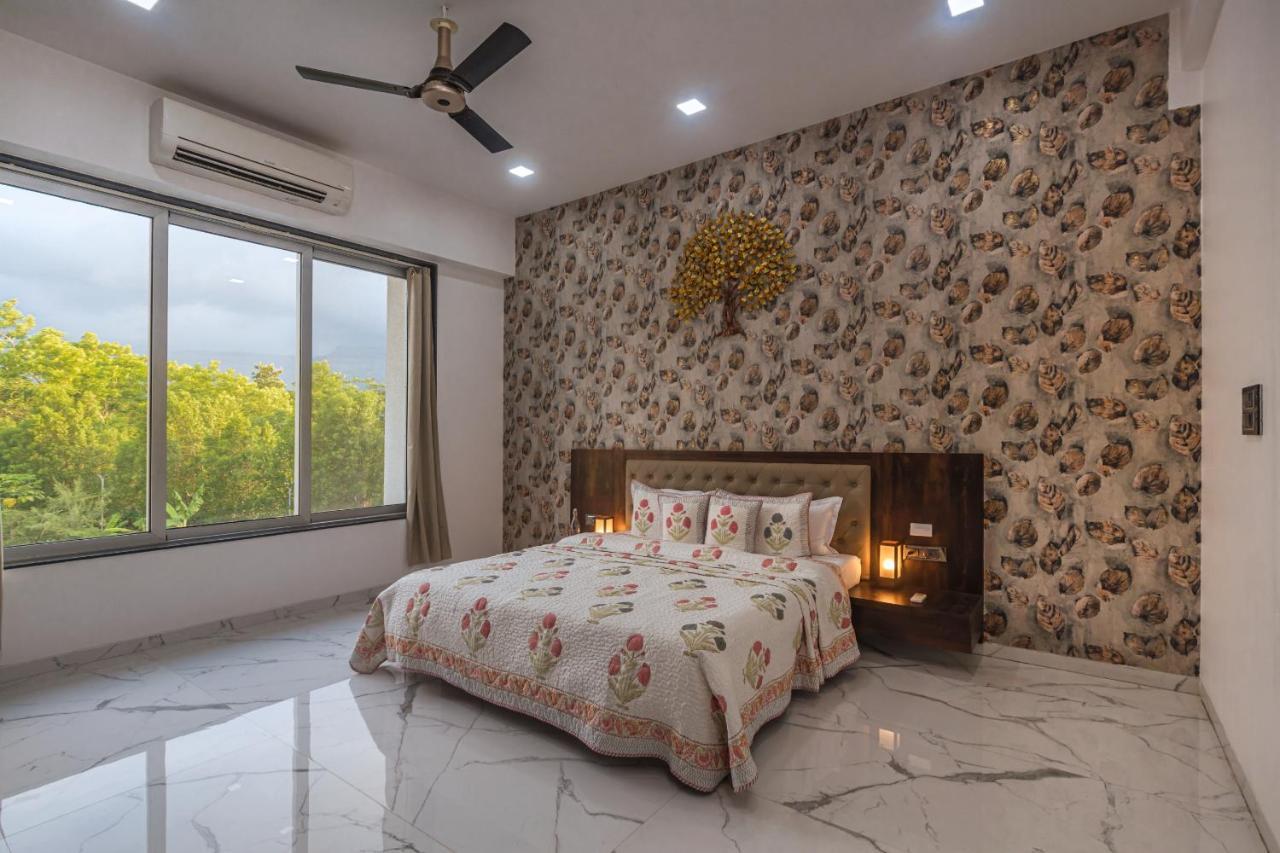 Saffronstays Odyssey, Karjat - 10 Acres Pet-Friendly Estate With Swimming Pool Chinchavli Dış mekan fotoğraf