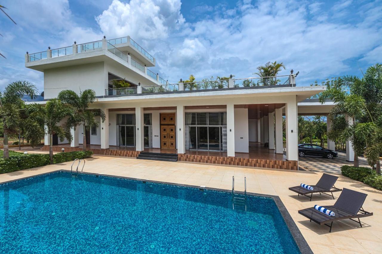 Saffronstays Odyssey, Karjat - 10 Acres Pet-Friendly Estate With Swimming Pool Chinchavli Dış mekan fotoğraf