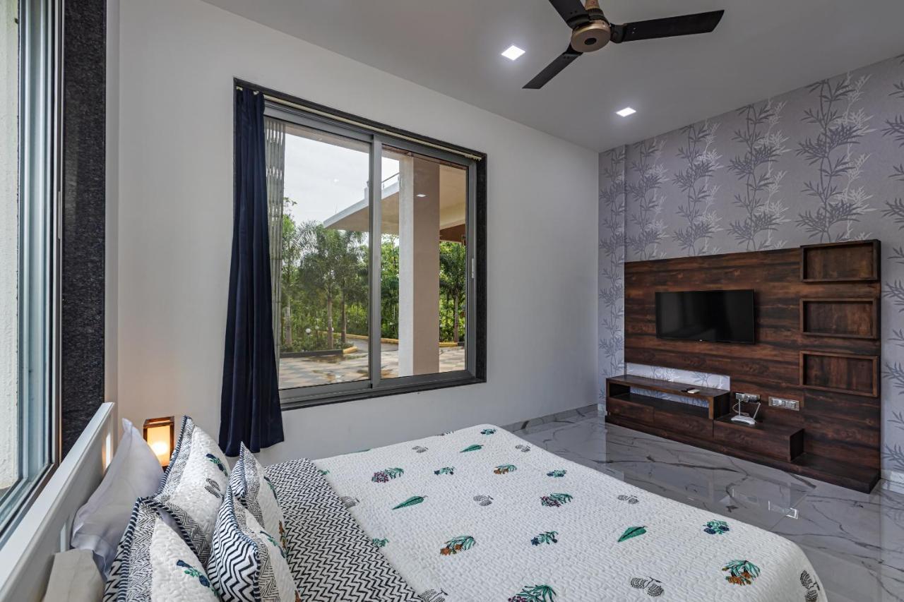 Saffronstays Odyssey, Karjat - 10 Acres Pet-Friendly Estate With Swimming Pool Chinchavli Dış mekan fotoğraf